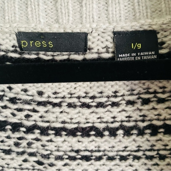 Press woman’s knit open front belt tie size Large thick warm winter long chunky - Picture 3 of 7